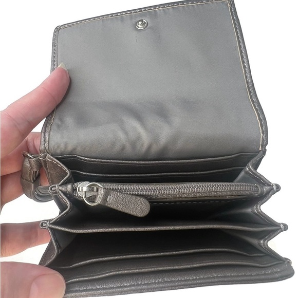 Coach Audrey Pearl Rocker Optic C Sequin Sequence Wristlet Wallet - Picture 10 of 11